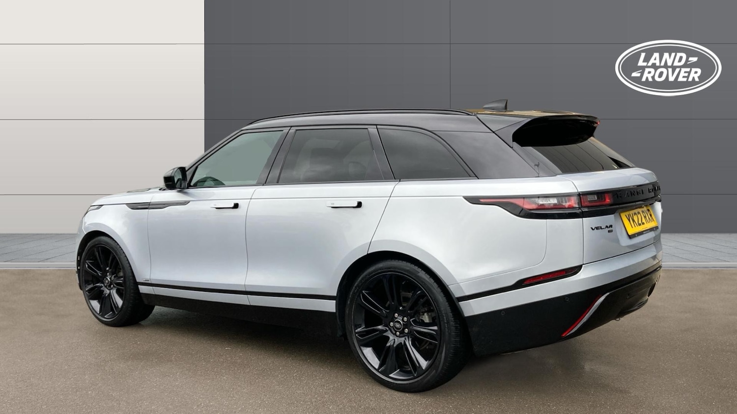 Used Land Rover Range Rover Velar 2022 for sale - 77619758: Photo 2