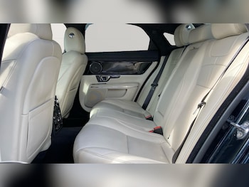 Used Jaguar XJ 2017 for sale - 79560169: Photo