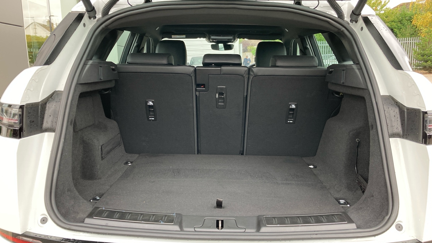 Used Land Rover Range Rover Evoque 2025 for sale - 76884727: Photo 10