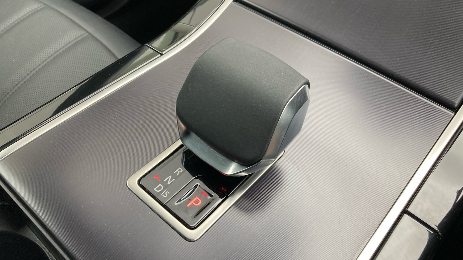 Used Land Rover Range Rover Evoque 2025 for sale - 76884727: Photo 13