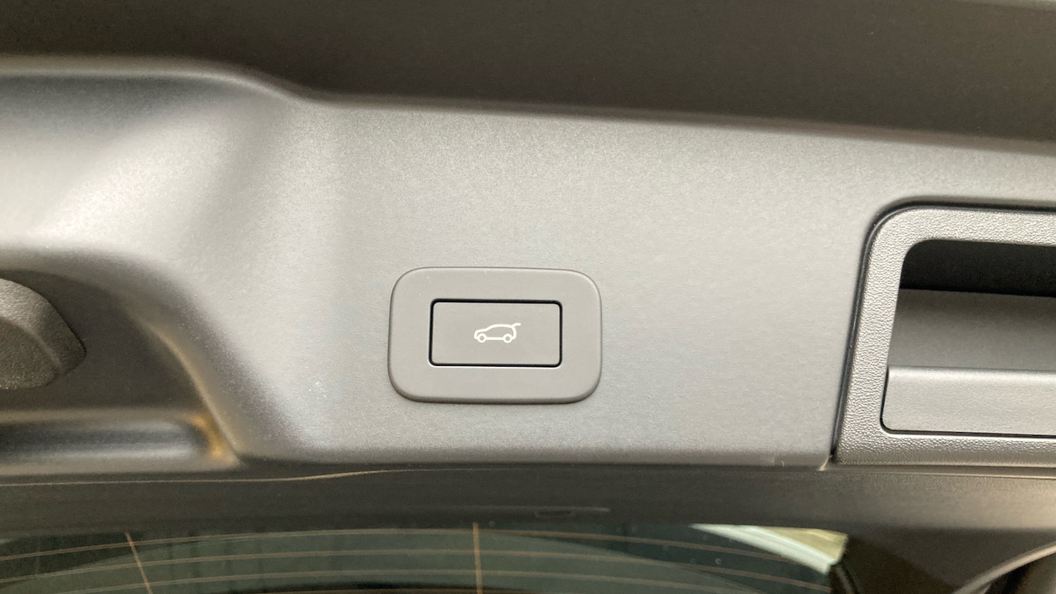 Used Land Rover Range Rover Evoque 2025 for sale - 77704253: Photo 31