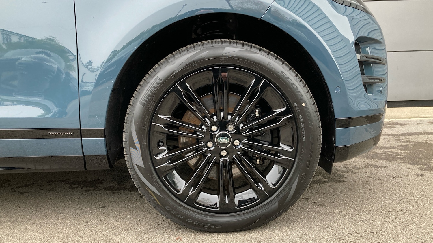 Used Land Rover Range Rover Evoque 2025 for sale - 77704253: Photo 8