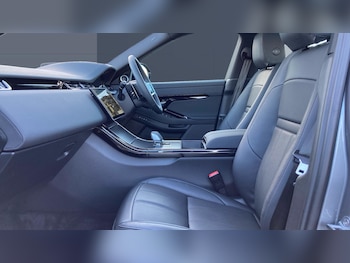 Used Land Rover Range Rover Evoque 2025 for sale - 77639135: Photo