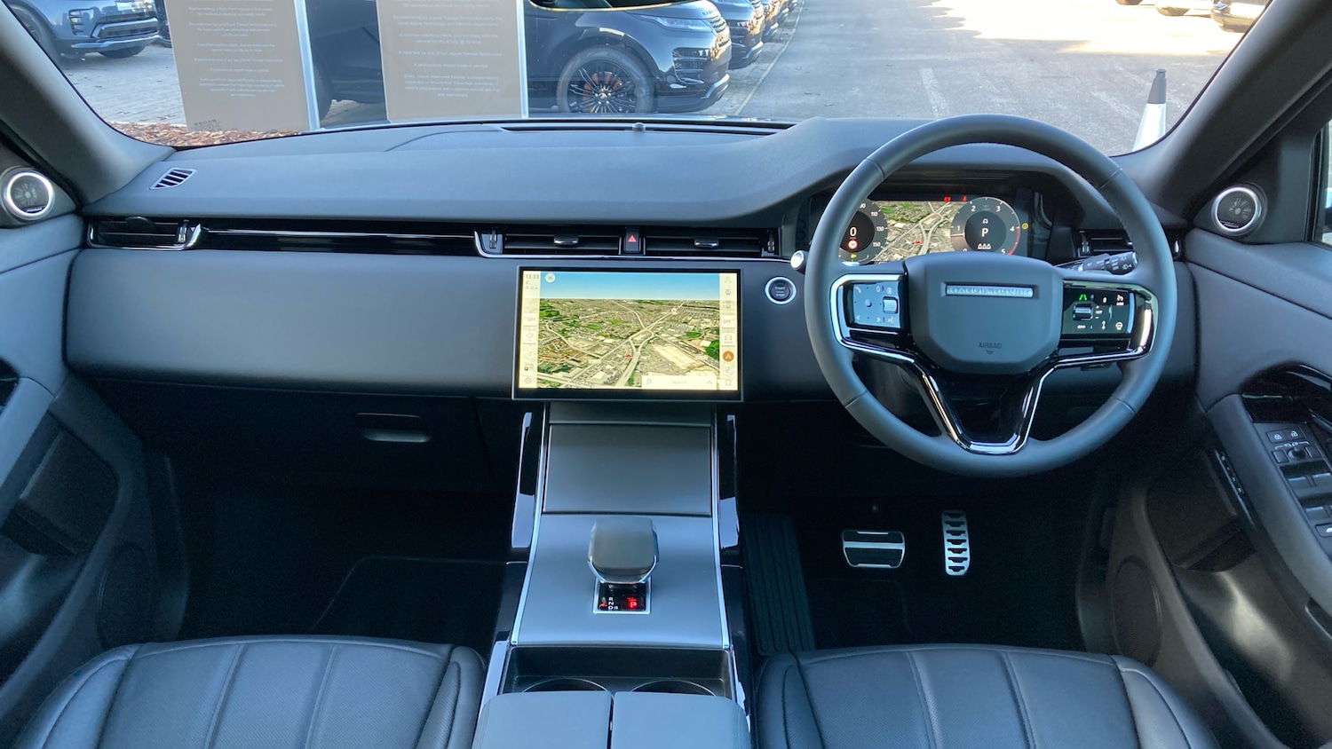 Used Land Rover Range Rover Evoque 2025 for sale - 77639135: Photo 9