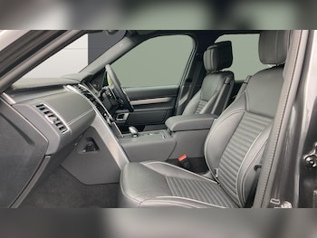 Used Land Rover Discovery 2024 for sale - 76541704: Photo