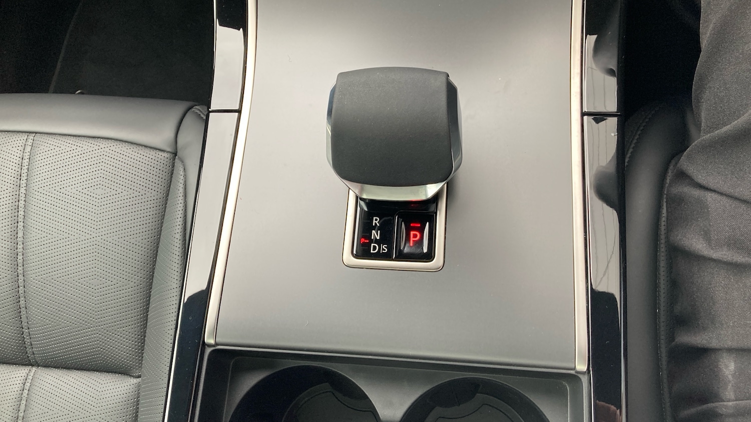 Used Land Rover Range Rover Evoque 2025 for sale - 77271240: Photo 35