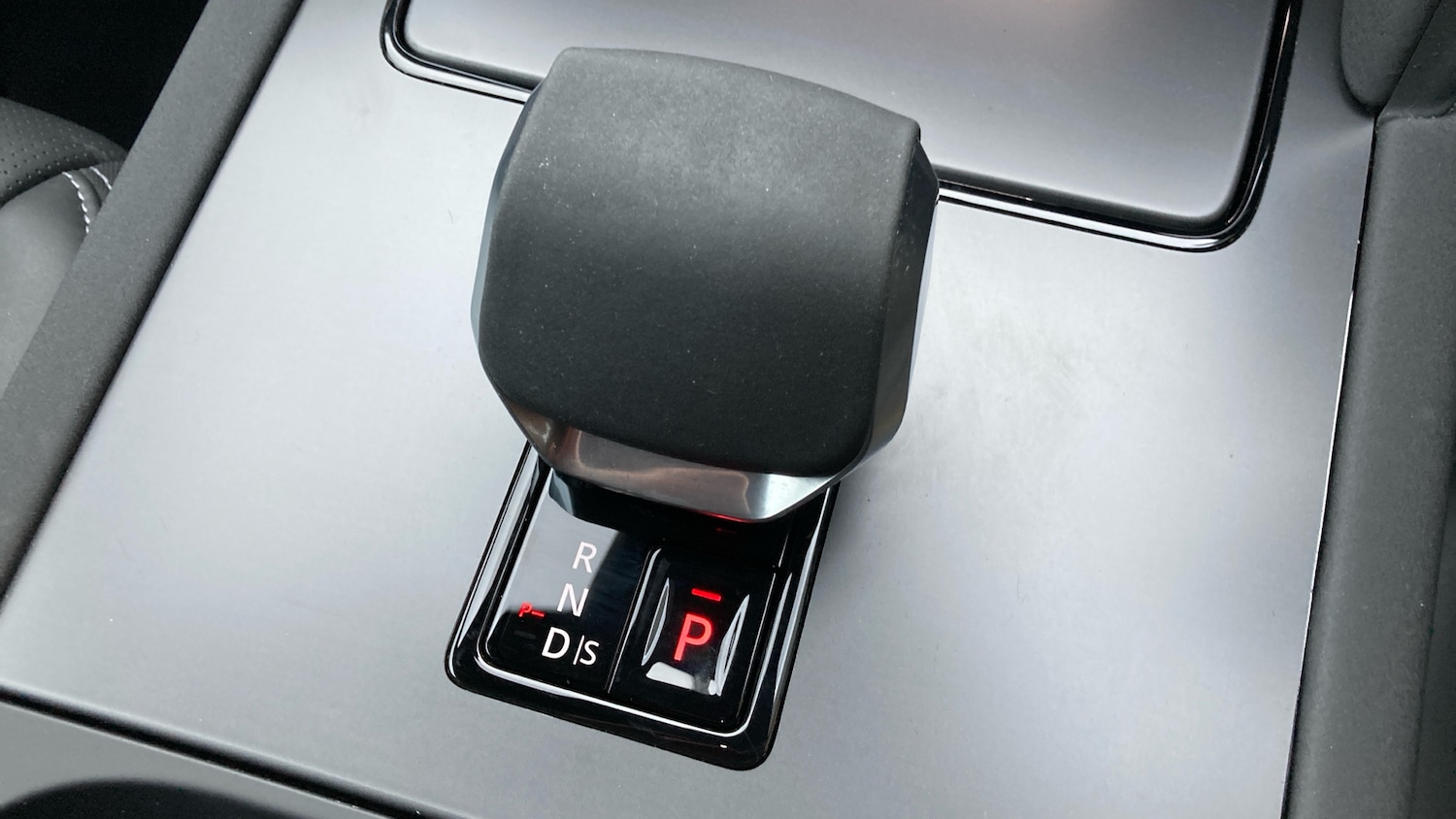 Used Land Rover Discovery Sport 2025 for sale - 76467903: Photo 13