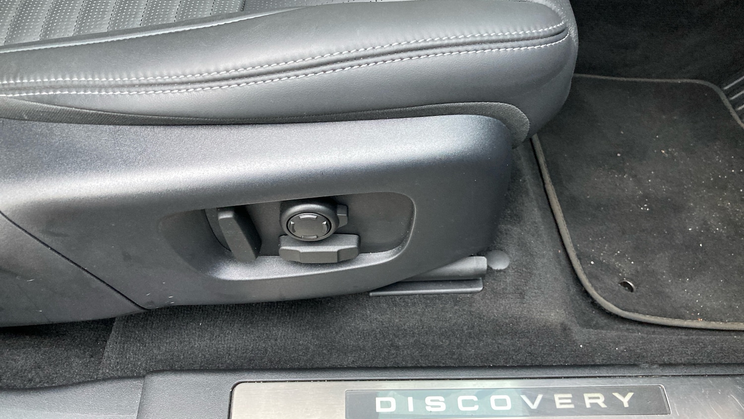 Used Land Rover Discovery Sport 2025 for sale - 76467903: Photo 24