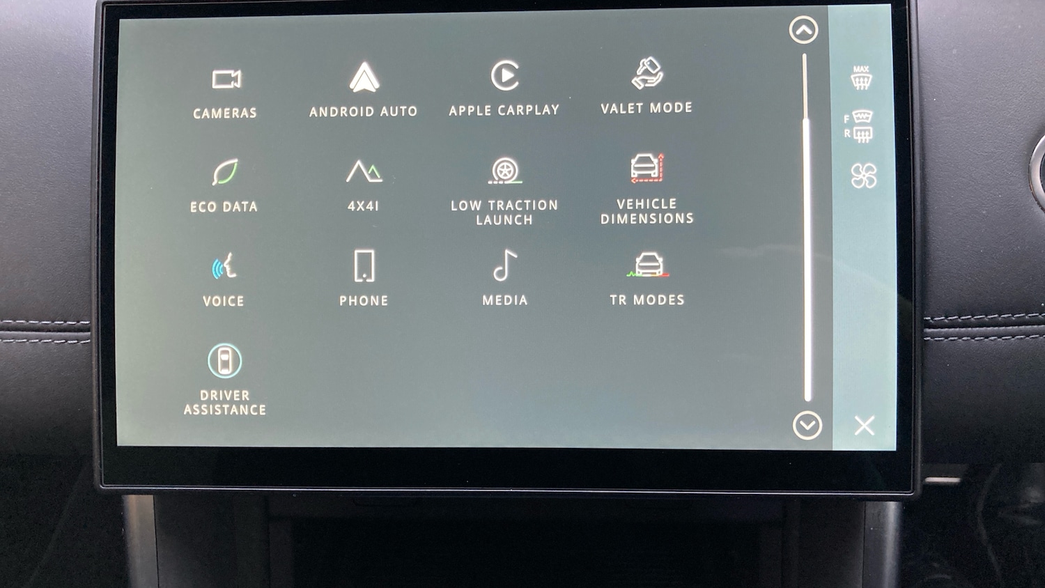 Used Land Rover Discovery Sport 2025 for sale - 76467903: Photo 31