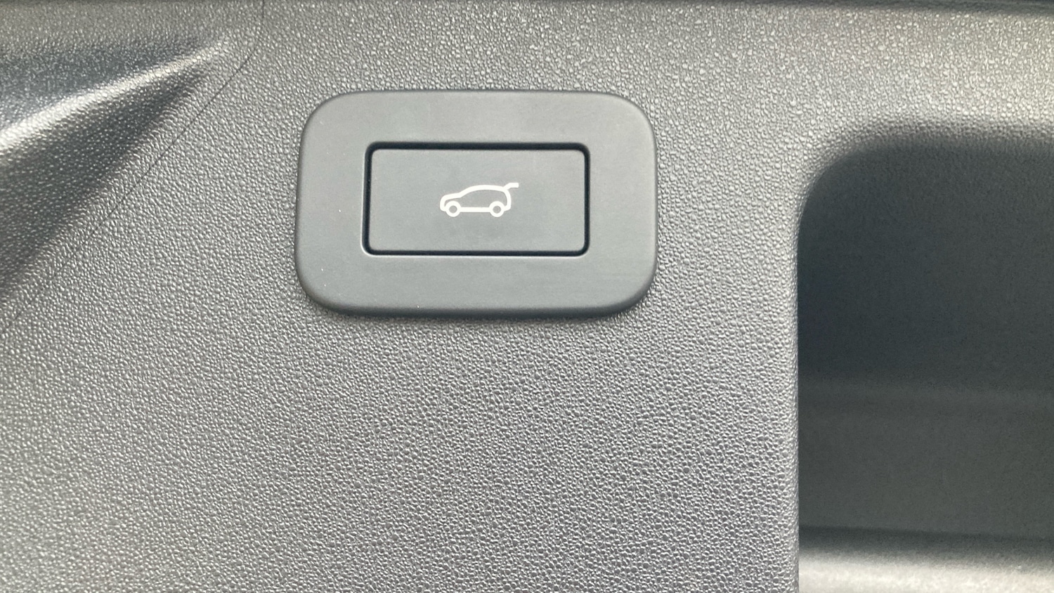 Used Land Rover Discovery Sport 2025 for sale - 76467903: Photo 36