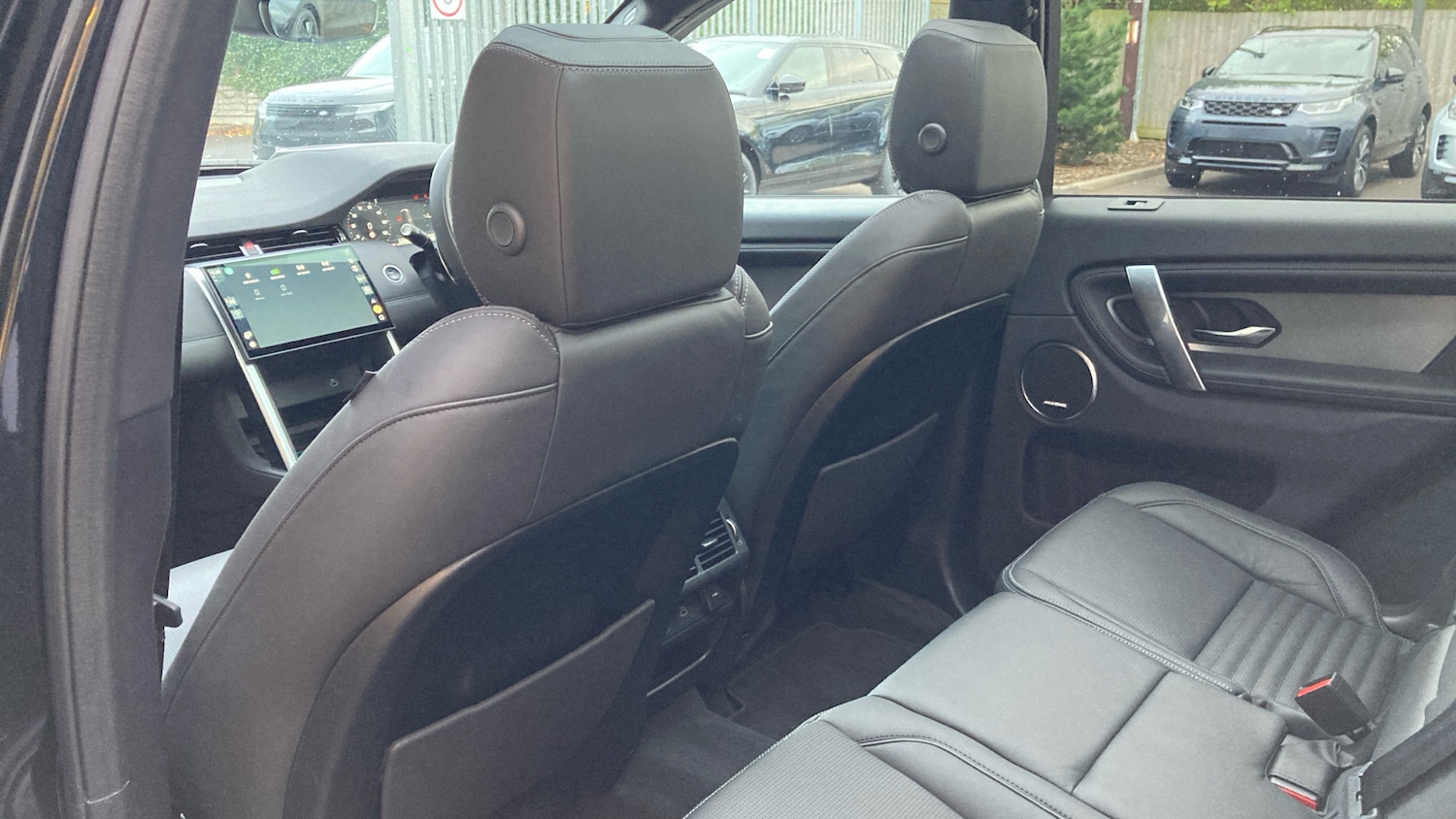 Used Land Rover Discovery Sport 2025 for sale - 76467903: Photo 37