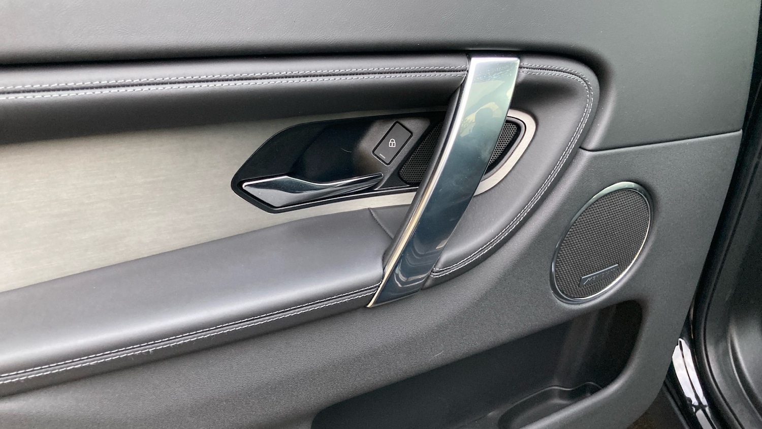 Used Land Rover Discovery Sport 2025 for sale - 76467903: Photo 39