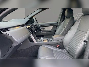 Used Land Rover Discovery Sport 2025 for sale - 76467903: Photo