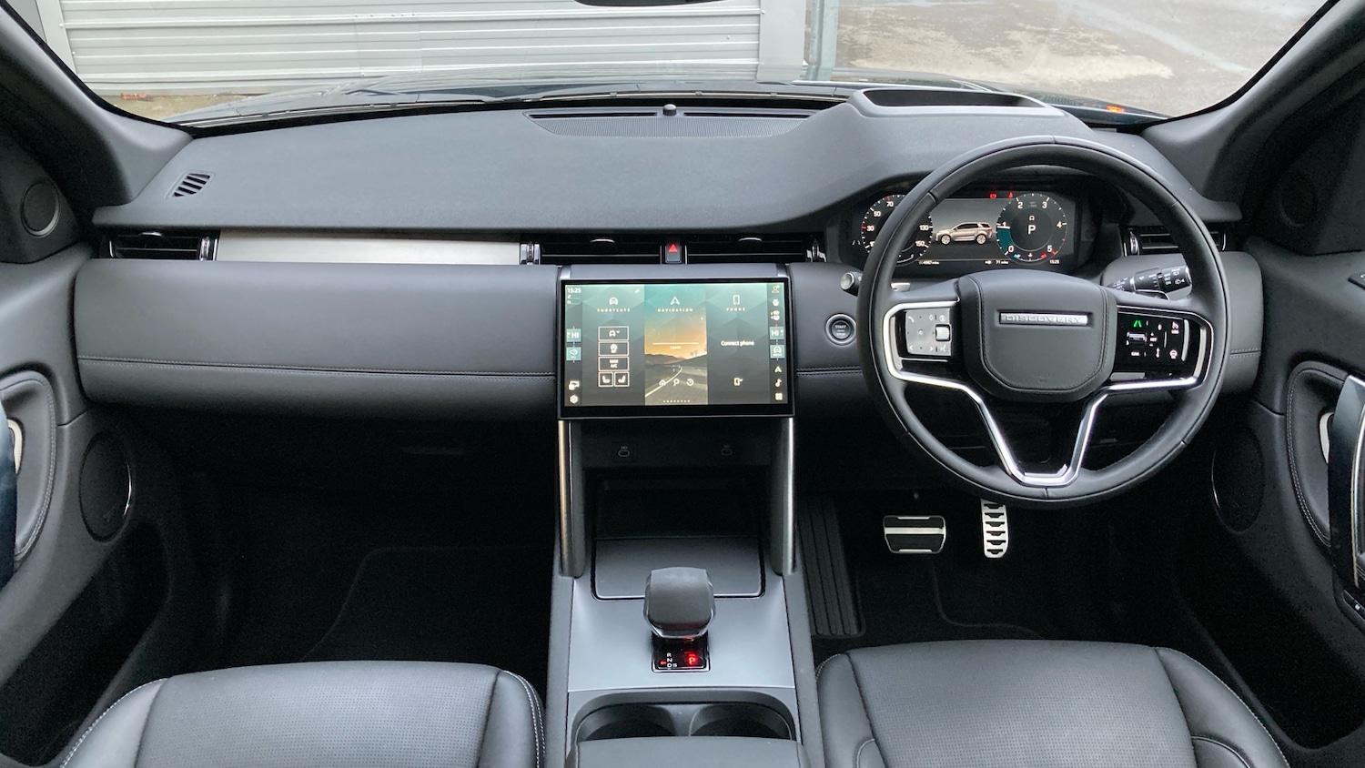 Used Land Rover Discovery Sport 2025 for sale - 76467903: Photo 9