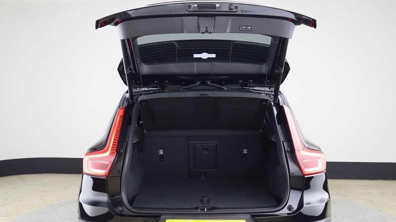 Used Volvo XC40 2025 for sale - 76056032: Photo 16