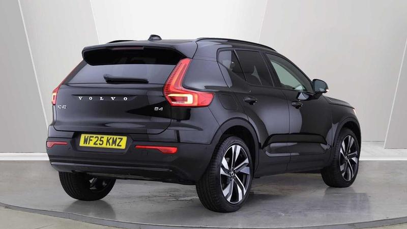 Used Volvo XC40 2025 for sale - 76056032: Photo 2