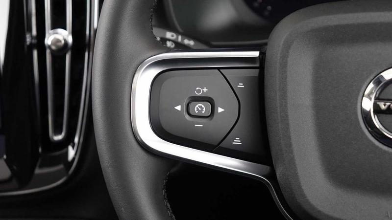 Used Volvo XC40 2025 for sale - 76056032: Photo 23