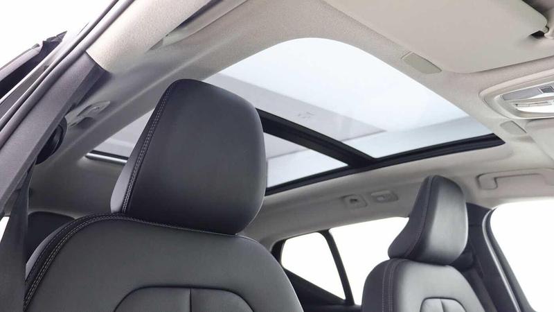 Used Volvo XC40 2025 for sale - 76056032: Photo 33