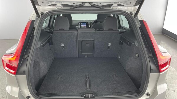 Used Volvo XC40 2023 for sale - 75385759: Photo 12