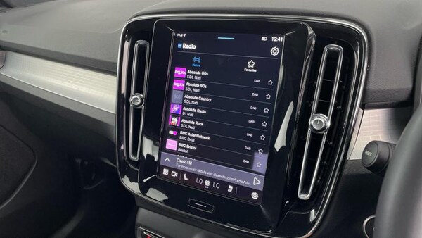 Used Volvo XC40 2023 for sale - 75385759: Photo 17