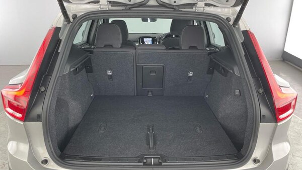 Used Volvo XC40 2023 for sale - 75385759: Photo 25