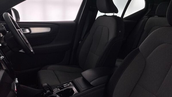 Used Volvo XC40 2023 for sale - 75385759: Photo 29