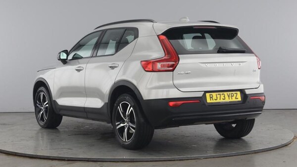 Used Volvo XC40 2023 for sale - 75385759: Photo 3