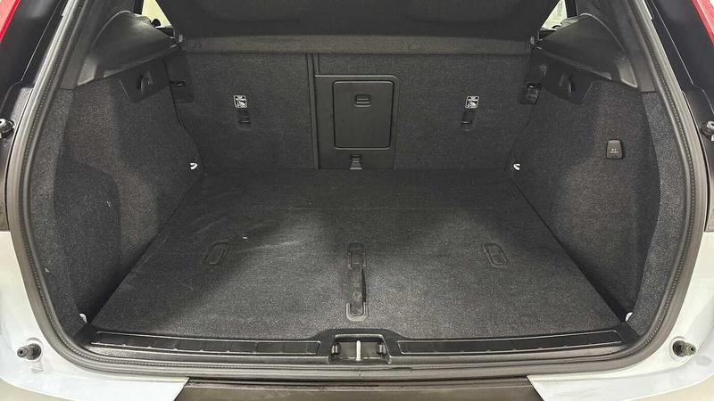 Used Volvo XC40 2024 for sale - 76895613: Photo 14