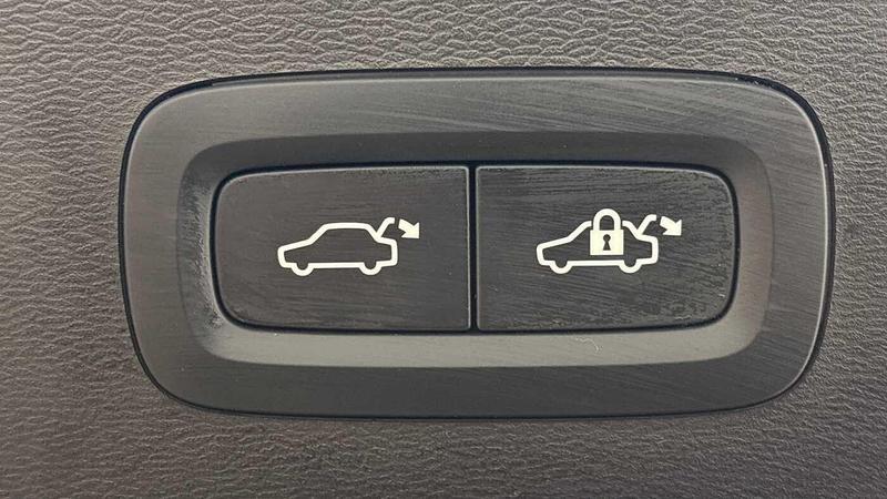 Used Volvo XC40 2024 for sale - 76895613: Photo 19