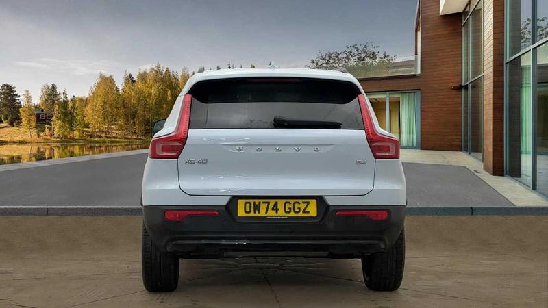 Used Volvo XC40 2024 for sale - 76895613: Photo 4