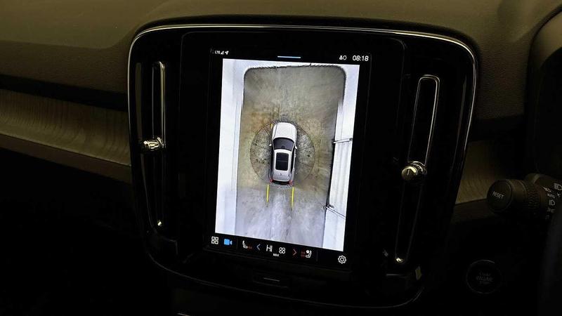 Used Volvo XC40 2024 for sale - 76895613: Photo 42