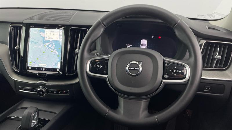 Used Volvo XC60 2024 for sale - 76316971: Photo 10