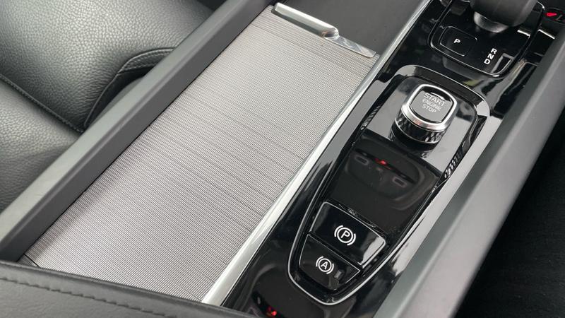 Used Volvo XC60 2024 for sale - 76316971: Photo 25