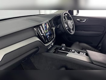 Used Volvo XC60 2024 for sale - 76316971: Photo