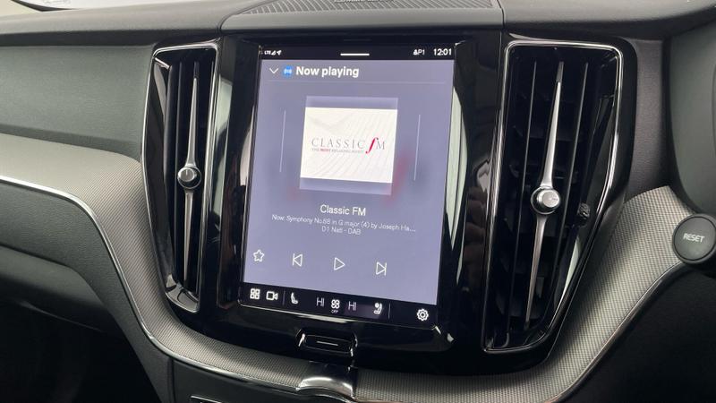 Used Volvo XC60 2024 for sale - 76316971: Photo 31