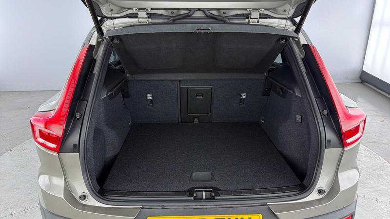 Used Volvo XC40 2022 for sale - 75969331: Photo 12