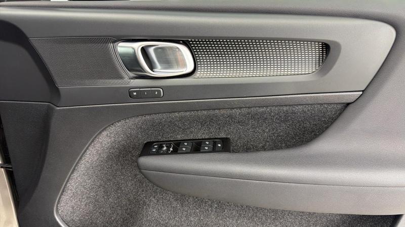 Used Volvo XC40 2022 for sale - 75969331: Photo 13