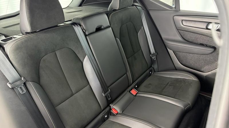 Used Volvo XC40 2022 for sale - 75969331: Photo 25