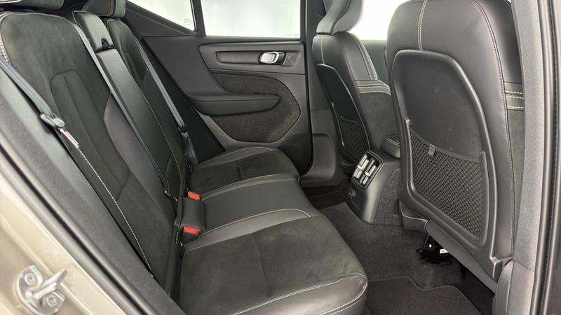 Used Volvo XC40 2022 for sale - 75969331: Photo 9