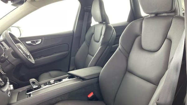 Used Volvo XC60 2022 for sale - 75130856: Photo 28