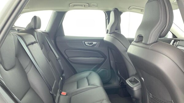 Used Volvo XC60 2022 for sale - 75130856: Photo 9