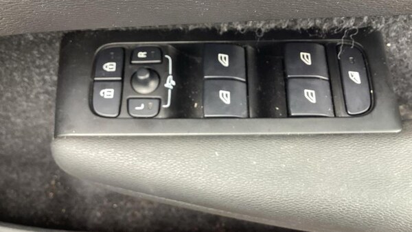 Used Volvo XC40 2020 for sale - 75337967: Photo 24