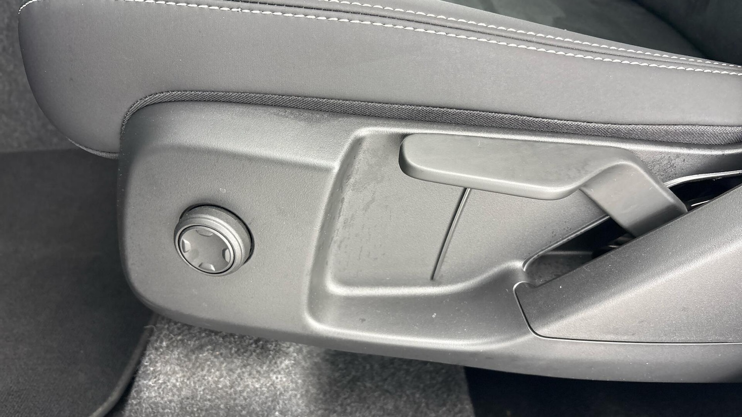 Used Volvo XC40 2025 for sale - 77791269: Photo 39