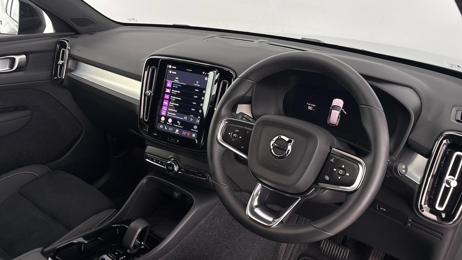 Used Volvo XC40 2025 for sale - 77791269: Photo 6