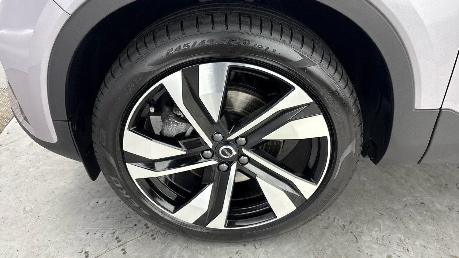 Used Volvo XC40 2025 for sale - 77791242: Photo 40