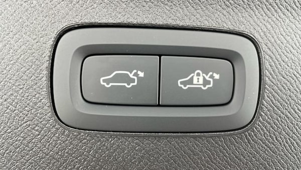 Used Volvo XC90 2025 for sale - 76117457: Photo 35
