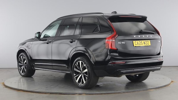 Used Volvo XC90 2025 for sale - 76117457: Photo 3