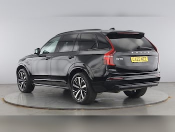 Used Volvo XC90 2025 for sale - 76117457: Photo 3