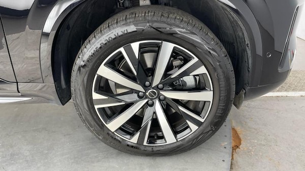 Used Volvo XC90 2025 for sale - 76117457: Photo 5