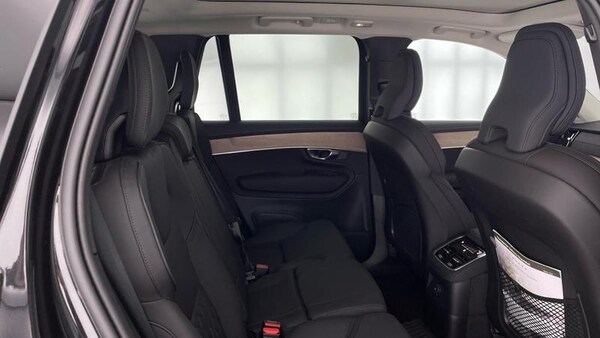 Used Volvo XC90 2025 for sale - 76117457: Photo 9